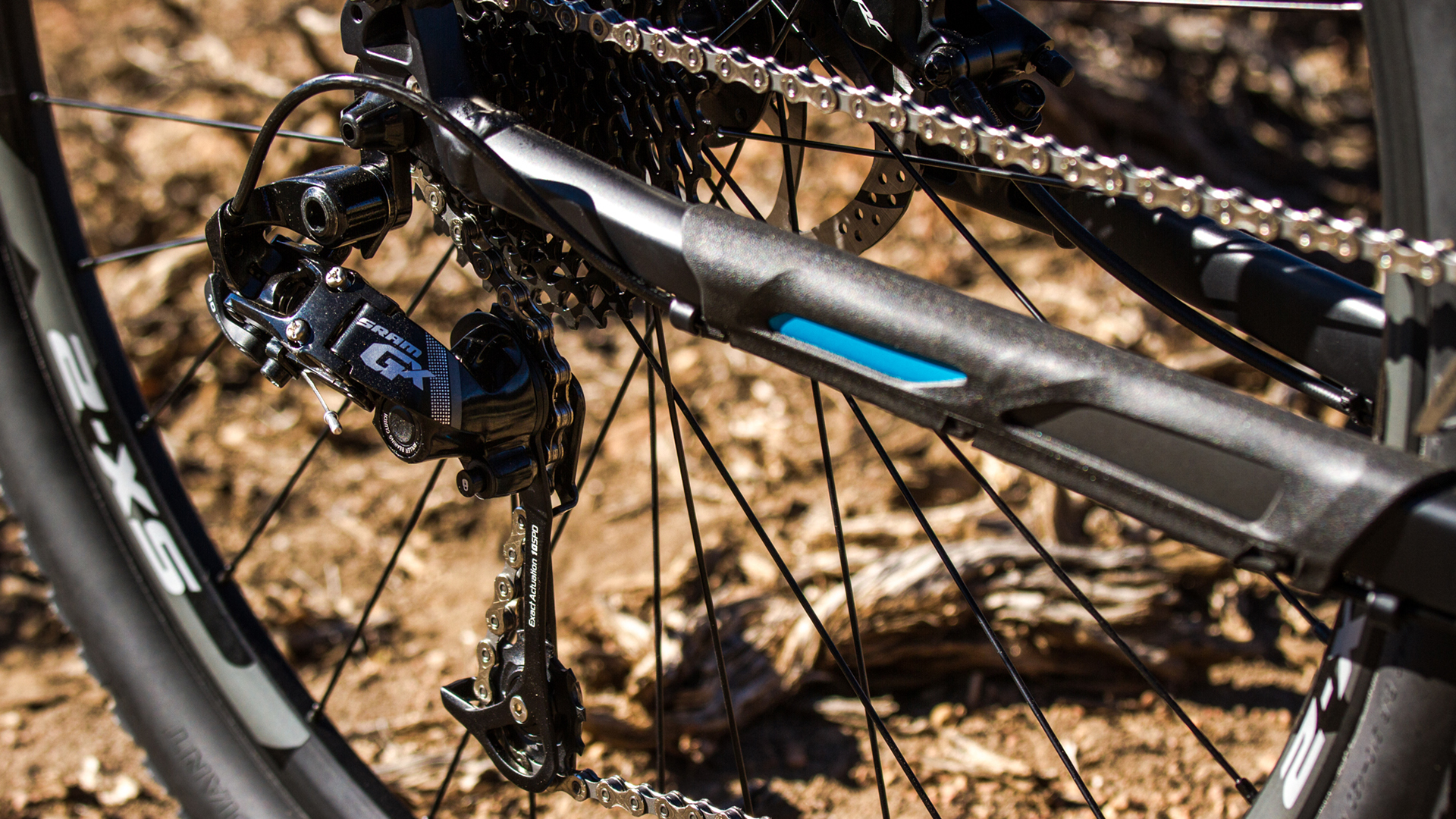 2016 Giant Bicycles, toughroad slr 1