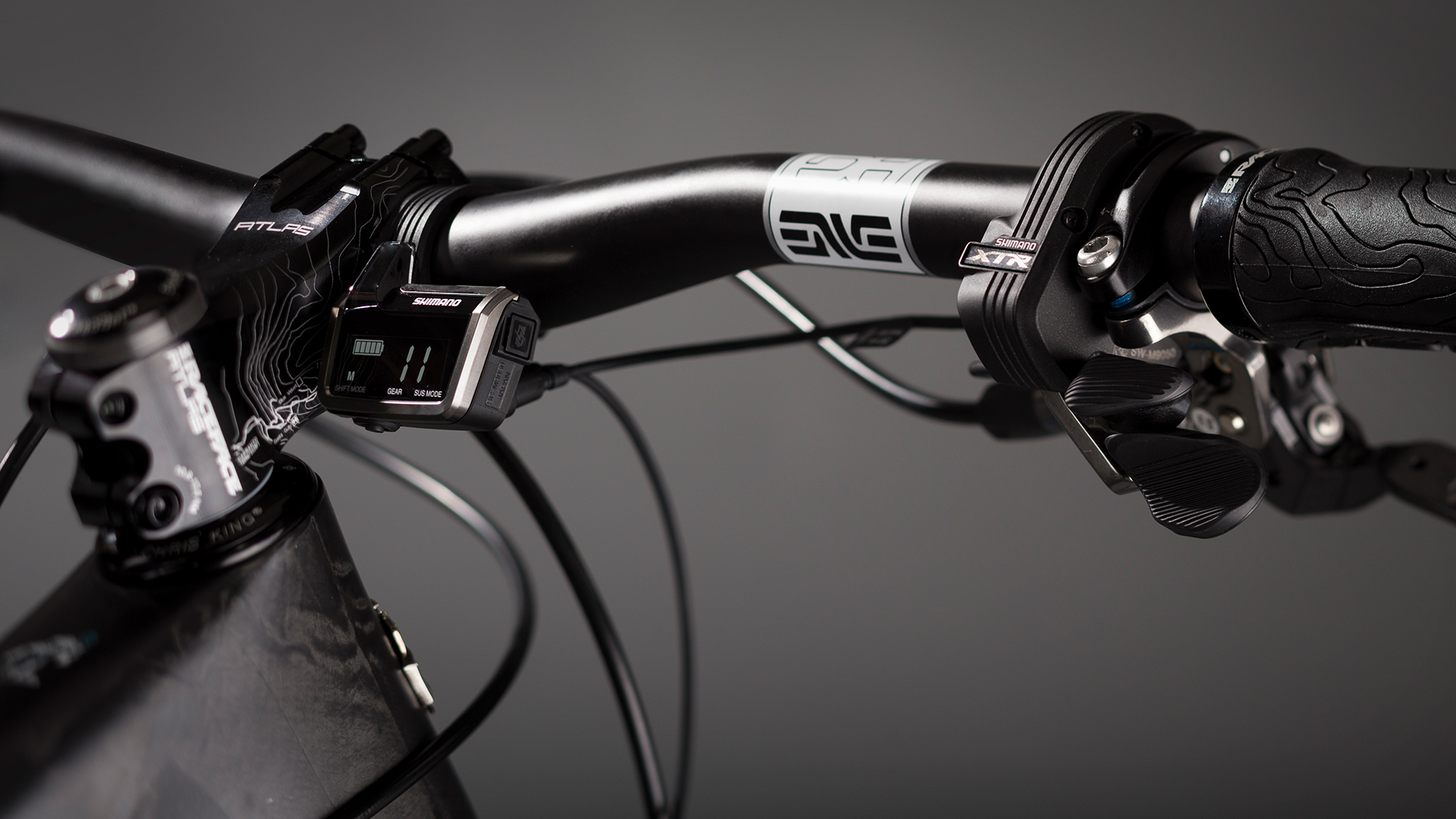 Yeti Cycles SB6c custom for Jenson USA