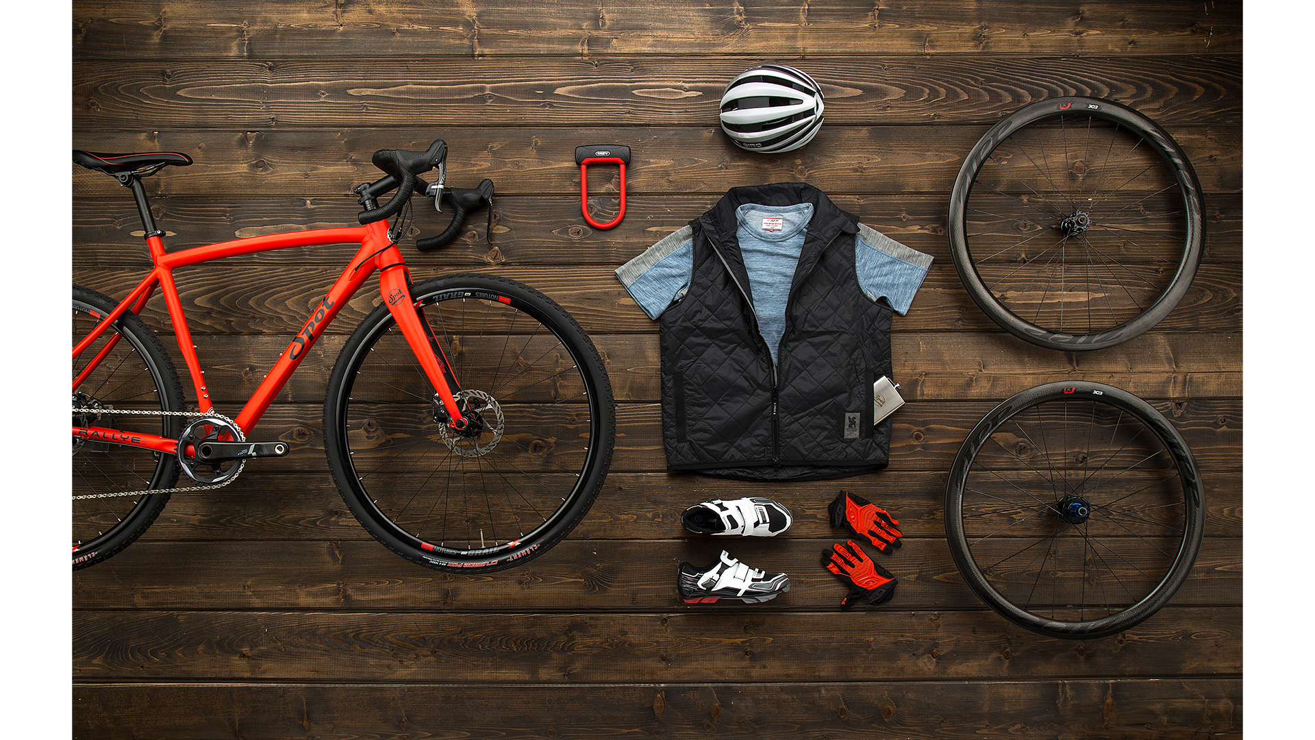 advertorial flat lay